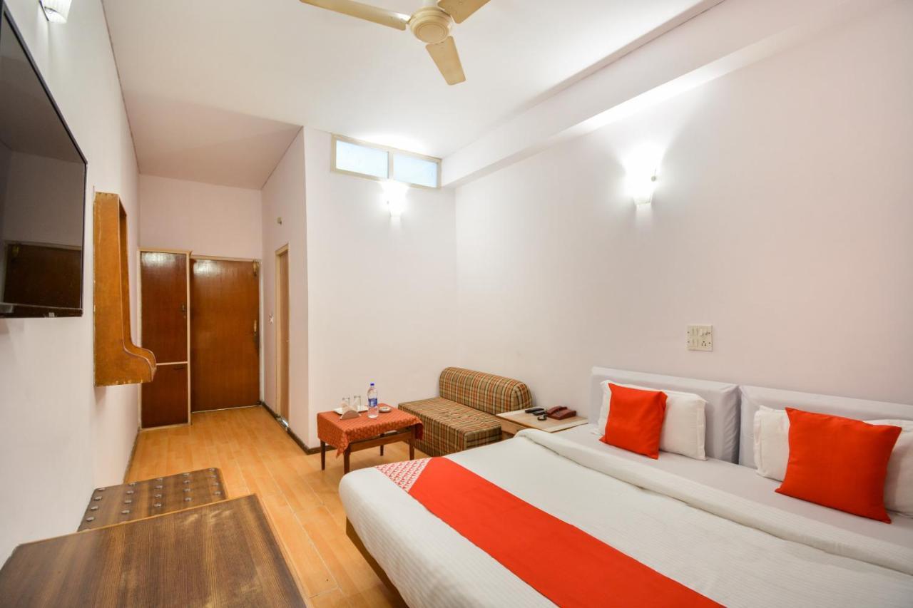 Oyo 46616 Hotel Abhinandan Jind Εξωτερικό φωτογραφία