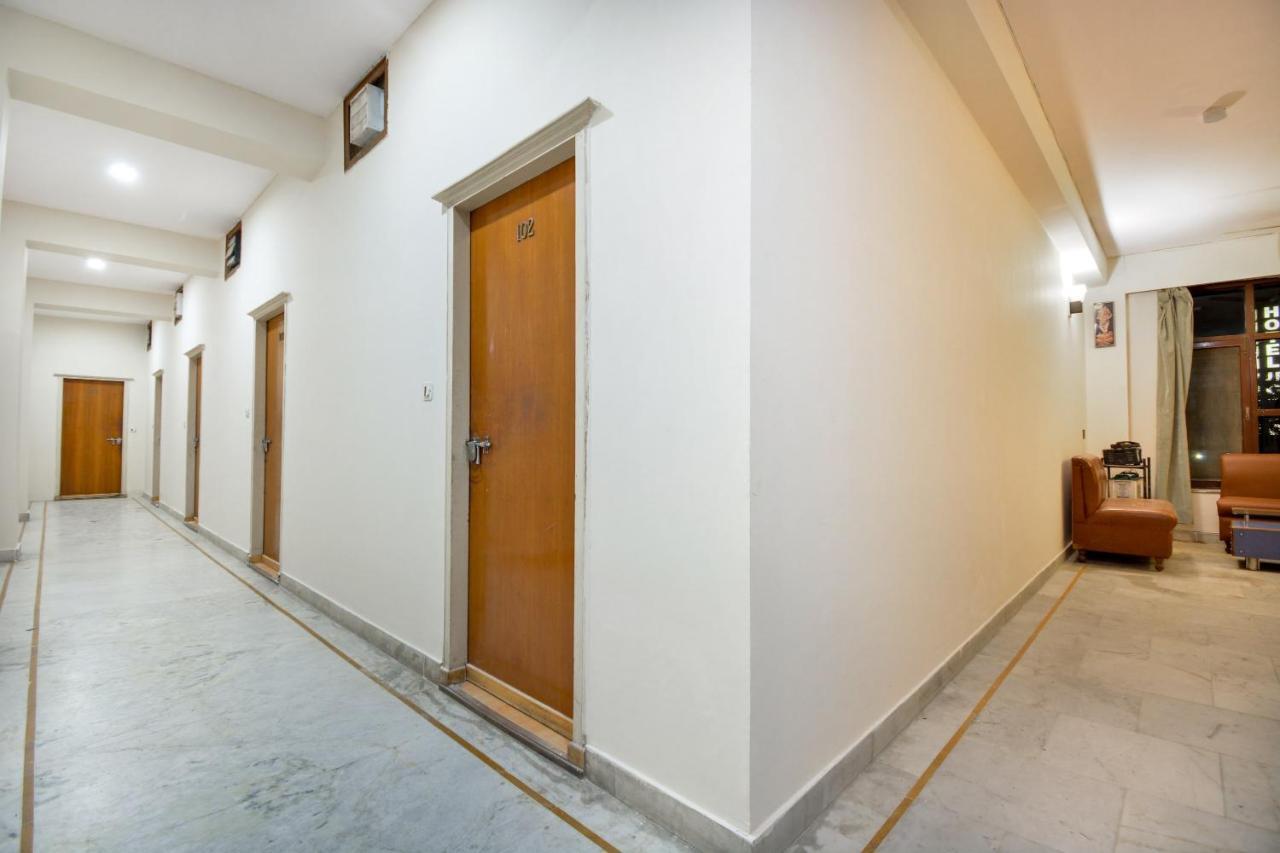 Oyo 46616 Hotel Abhinandan Jind Εξωτερικό φωτογραφία